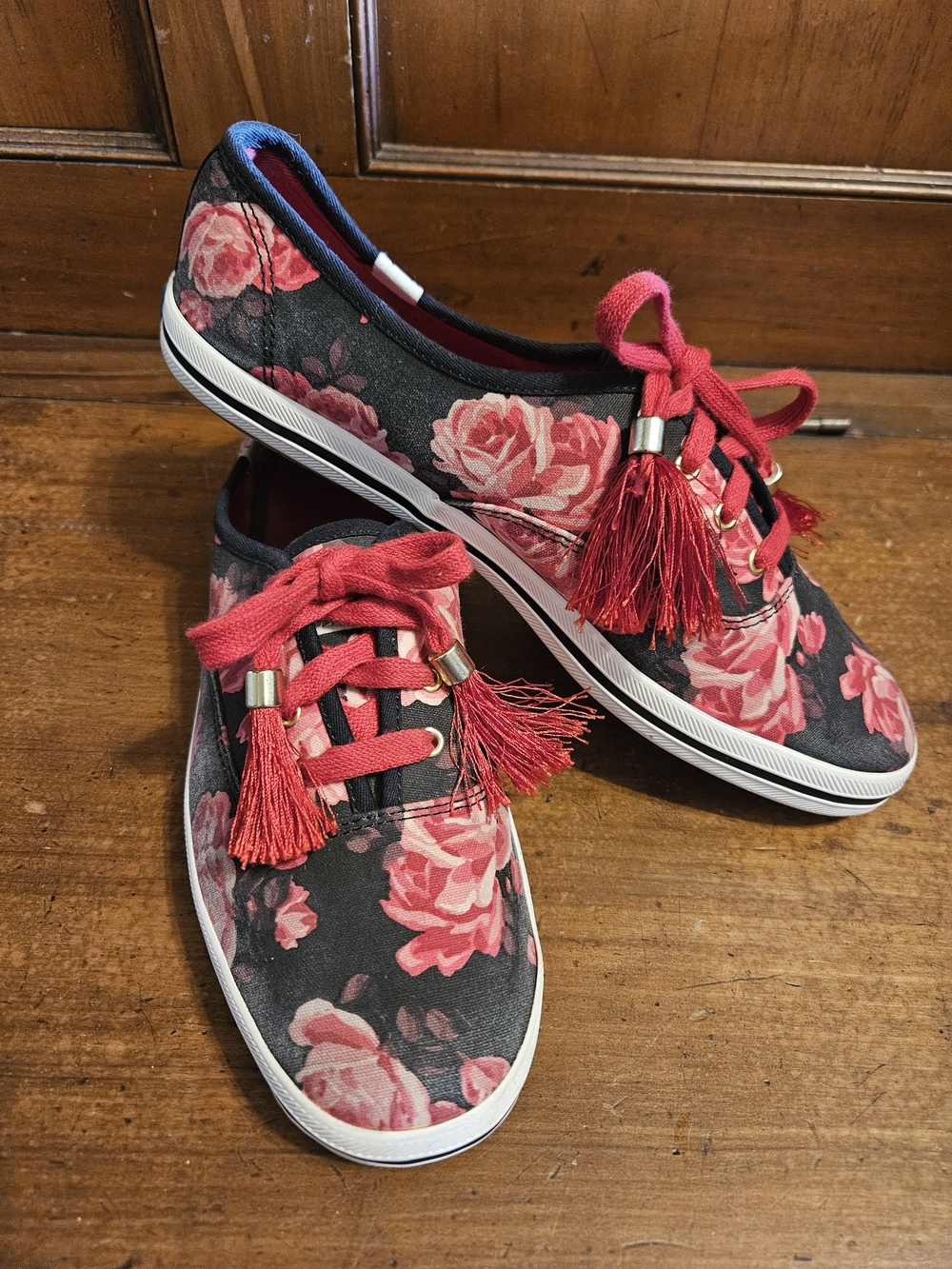 kate spade Black Sneakers with Red Floral Print and Red Tassels - Picture 2 of 14